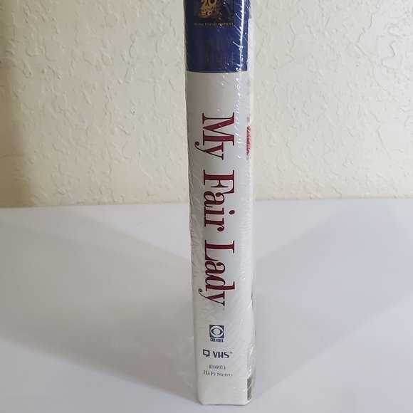 New in Box My Fair Lady VHS -Audrey Hepburn - Picture 3 of 4